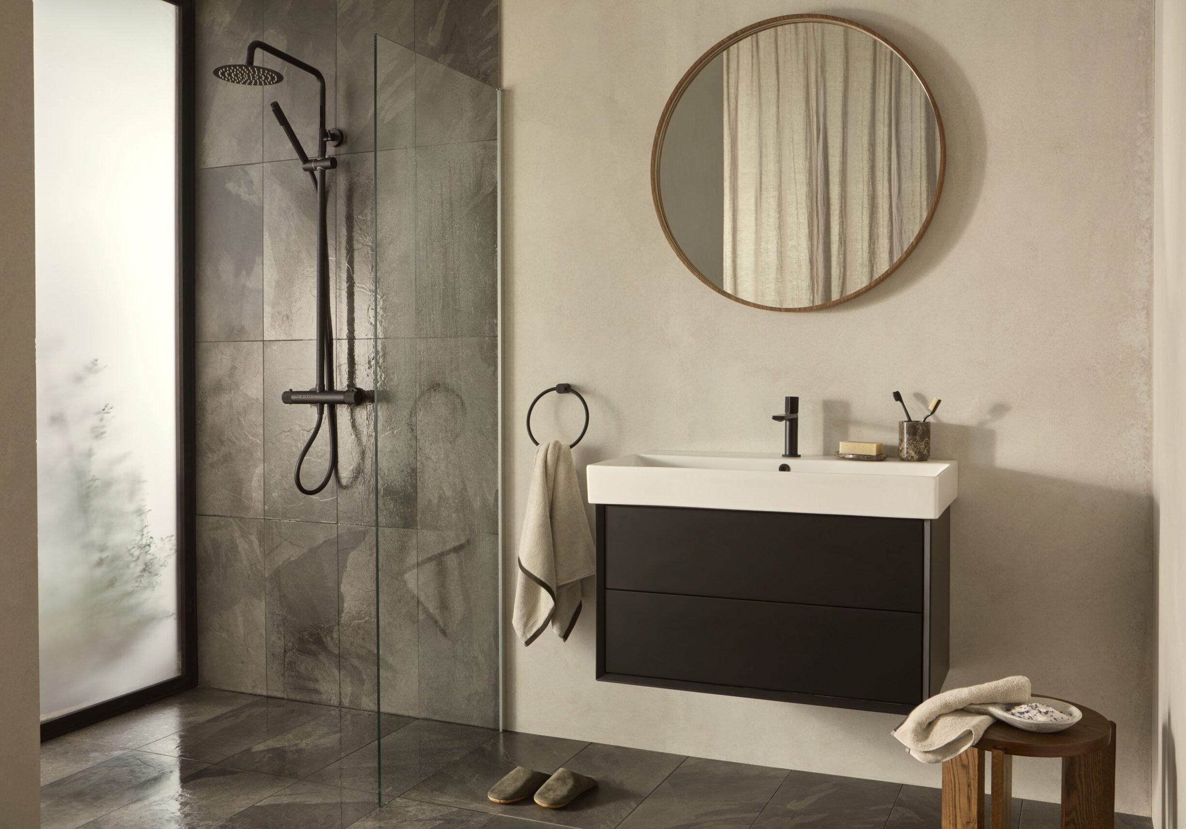 Arbor 80 Archdale Vantage 85 Matt Black Vanta Shower Black